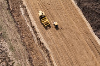 çalışma yere taşıyıcı 