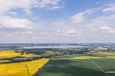 Alanlar, göl ve köy hasat