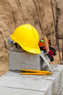 kask ve Binalar araçları