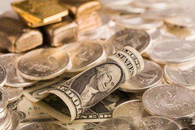 Masada gümüş ve altın külçeleri