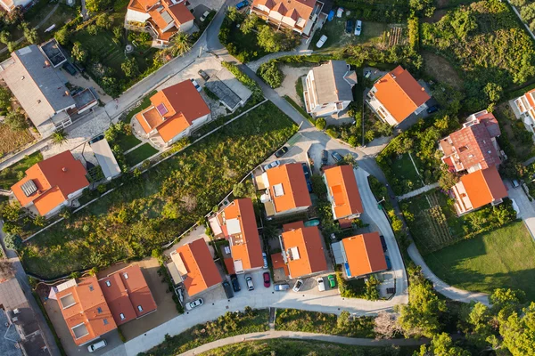 Sett fra luftfartøy fra kystlinjen av Kroatia Rab Island – stockfoto