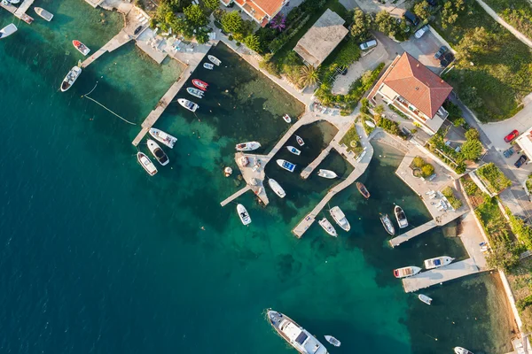 Flygfoto över Kroatien kusten linjen rab island — Stockfoto