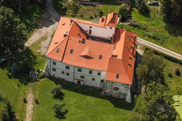 Piotrowice Nyskie 村の宮殿 — ストック写真