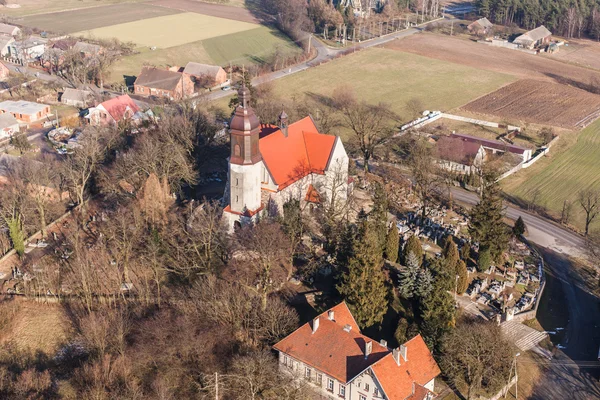 Christelijke kerk in Kotlow dorp — Stockfoto