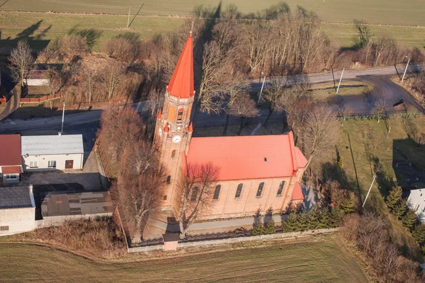 Iglesia cristiana en el pueblo de Strzyzew —  Fotos de Stock