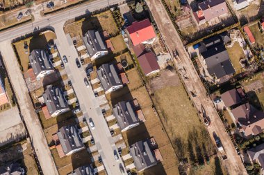 Wroclaw şehir banliyölerinde havadan görünümü