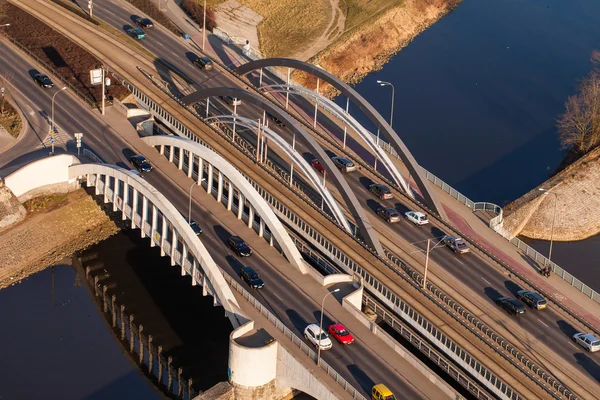 Vista aérea da ponte da cidade — Fotografia de Stock