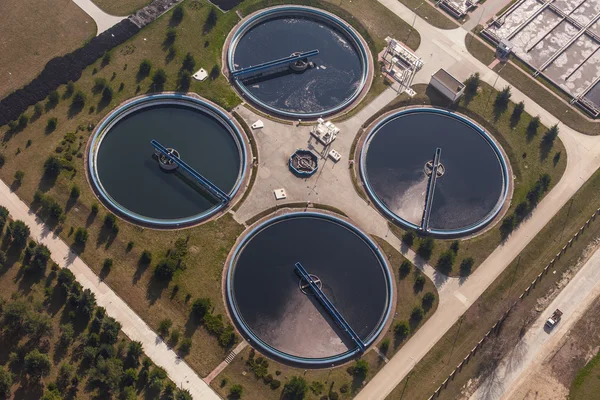 Vue aérienne de la station d'épuration des eaux usées — Photo