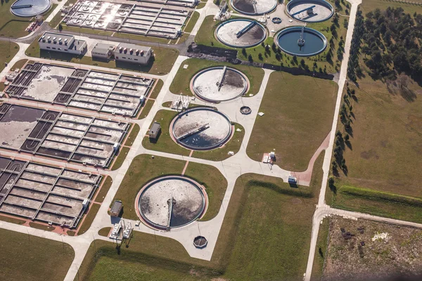 Sewage treatment plant — Stock Photo, Image