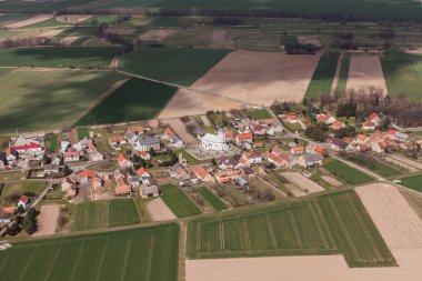 Bahar saat Köyü hasat alanları peyzaj