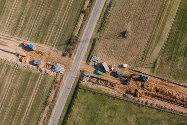 Gaz borusu bir ülke alanında gömme