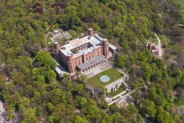 Aerial view of palace in Kamieniec Zabkowicki town — Stock Photo, Image