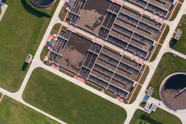 Vue aérienne de la station d'épuration des eaux usées — Photo