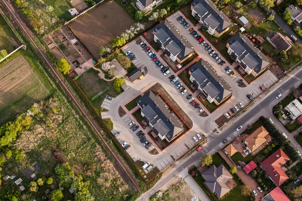 Vista aérea de los suburbios de la ciudad de wroclaw —  Fotos de Stock