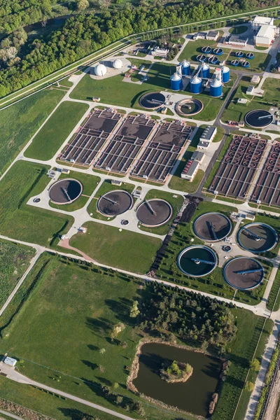 Vista aerea dell'impianto di trattamento delle acque reflue — Foto Stock