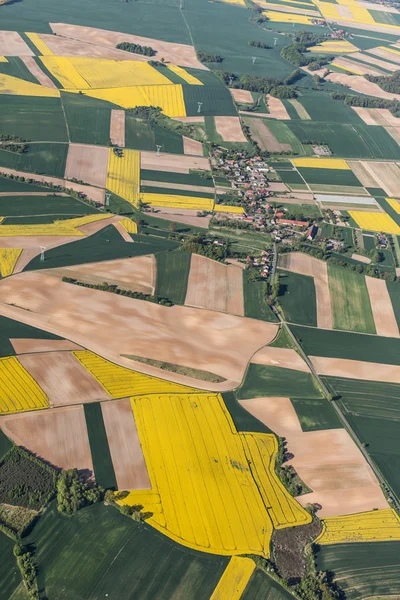 Vista aérea de los campos de cosecha — Foto de Stock