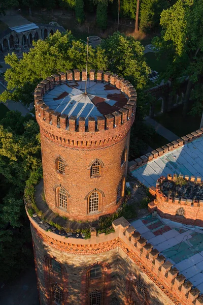 Vista aérea del palacio en Kamieniec ciudad de Zabkowicki — Foto de Stock