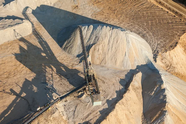 Luchtfoto van rots steengroeve — Stockfoto