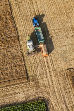 Wroclaw, Polonya - 22 Temmuz 2015: havadan görünümü Birleştir h üzerinde