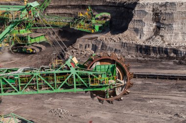 kömür madeninin havadan görünüşü