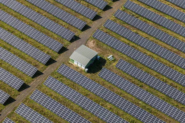 Luftaufnahme des Solarkraftwerks — Stockfoto