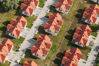 wroclaw şehir banliyölerinde havadan görünümü