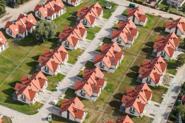 wroclaw şehir banliyölerinde havadan görünümü