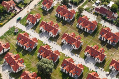 wroclaw şehir banliyölerinde havadan görünümü