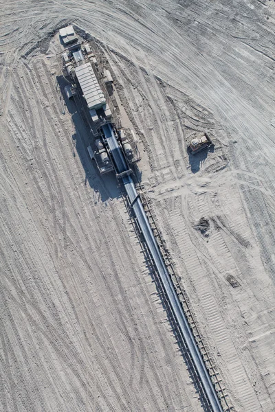 Vista aérea de la cinta transportadora de minas de carbón — Foto de Stock