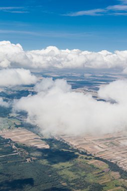 Parlak gök pitoresk cennet