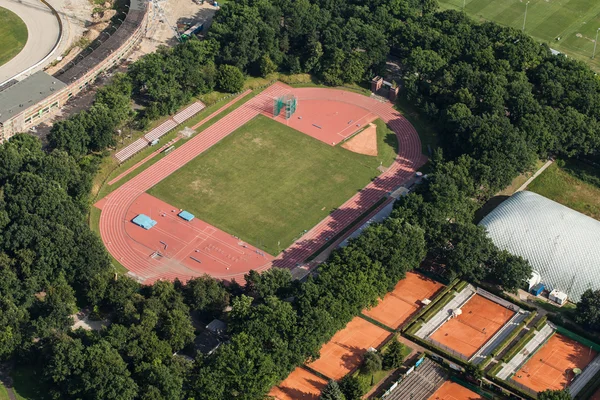 Vista aérea do complexo desportivo — Fotografia de Stock