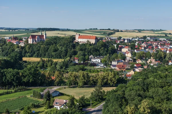 A légi felvétel a város Otmuchow — Stock Fotó