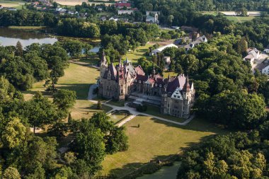 Polonya moszna Kalesi