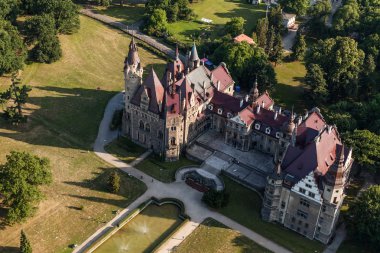 Polonya moszna Kalesi