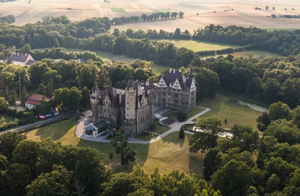 Castelo de Moszna na Polónia — Fotografia de Stock