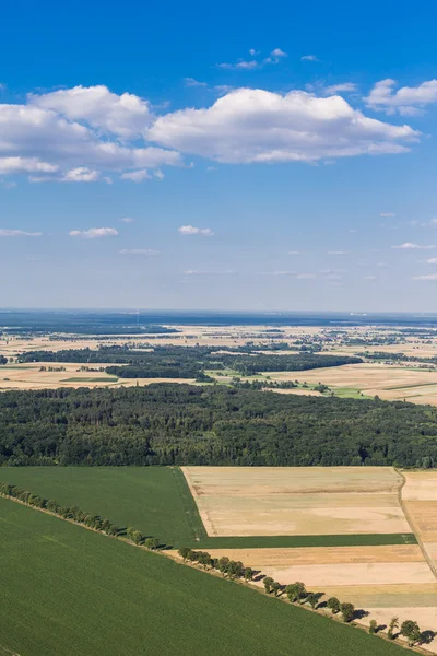 Vista aérea dos campos de colheita — Fotografia de Stock