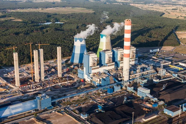Luftaufnahme des Kraftwerks — Stockfoto