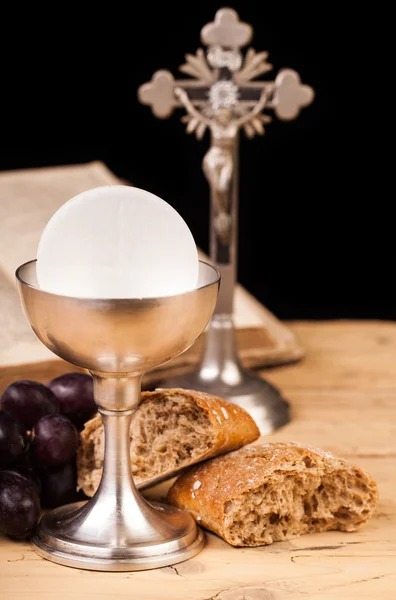 Holy communion chalice — Stock Photo, Image
