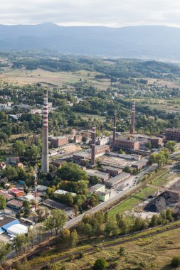 Jelenia Gora şehrin havadan görünümü 