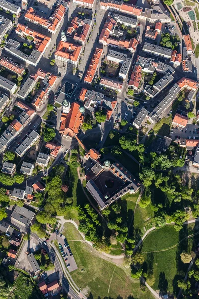 Vue aérienne de la ville d'Olesnica — Photo