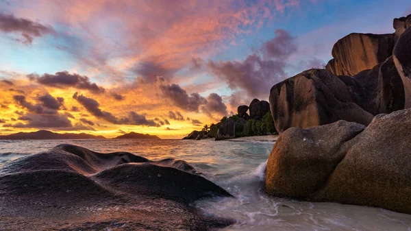 Sunset Tropical Beach Anse Source Argent Digue Seychelles — Stock Photo, Image