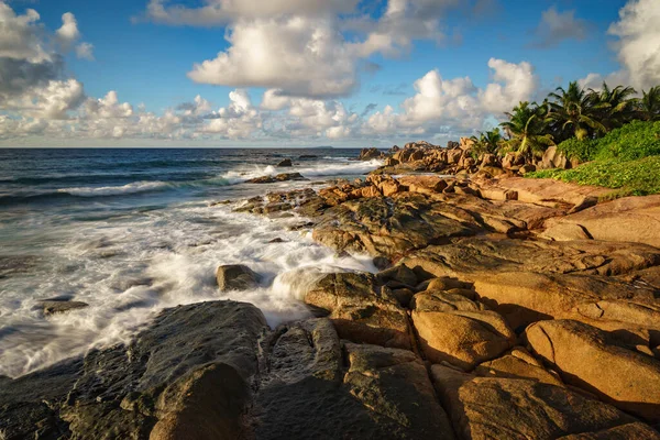 Sunrise Tropical Rocky Coastline Anse Songe Digue Seychelles — Stock Photo, Image