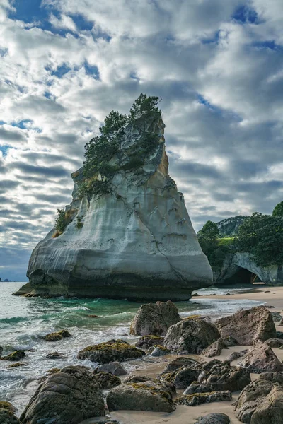 Rocher Grès Monolithe Cathédrale Crique Lever Soleil Coromandel Nouvelle Zélande — Photo