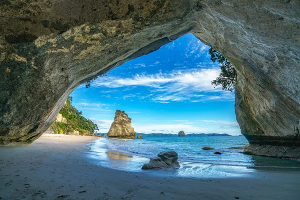 Vista Desde Cueva Playa Cala Catedral Coromandel Nueva Zelanda —  Fotos de Stock