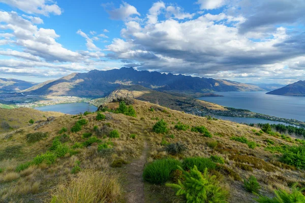 Пішохідна Прогулянка Королівському Пагорбу Над Озером Вартіпу Квінстауні Новій Зеландії — стокове фото
