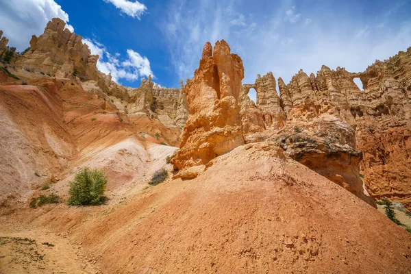 hiking the peek-a-boo loop in the bryce canyon national park in utah in the usa