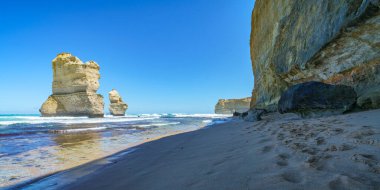 Dik kıyı ve tekeller Gibson basamaklarında, 12 havari deniz milli parkı, büyük okyanus yolu, Avustralya