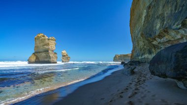 Dik kıyı ve tekeller Gibson basamaklarında, 12 havari deniz milli parkı, büyük okyanus yolu, Avustralya