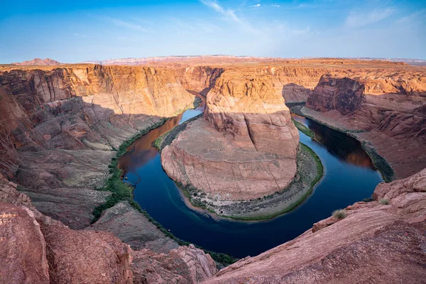 Powell Gölü yakınlarındaki Horseshoe Bend ve Arizona Sayfası