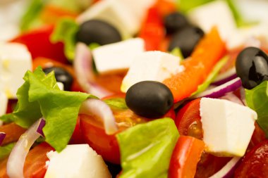 zeytin ve beyaz peynir, closeup ile yaz Yunan salatası